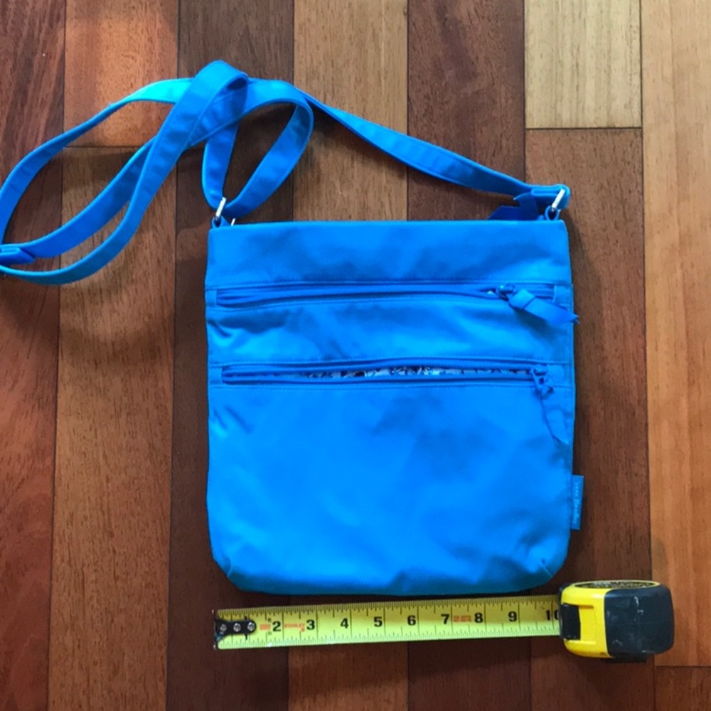 Vera Bradley crossbody